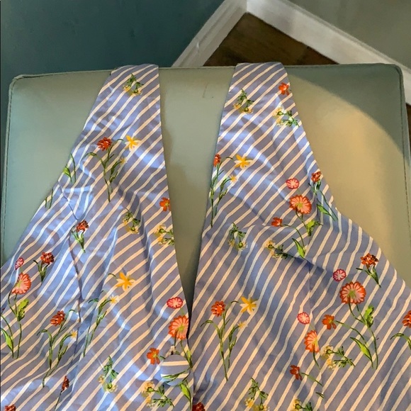 FLORAL STRIPED HALTER ROMPER - Picture 4 of 5